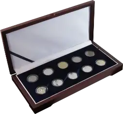 Guardhouse Wood Display Box -GH-W1400: (10S)