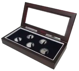 Guardhouse Glass-top Wood Display Box -GH-W1800: (5S)